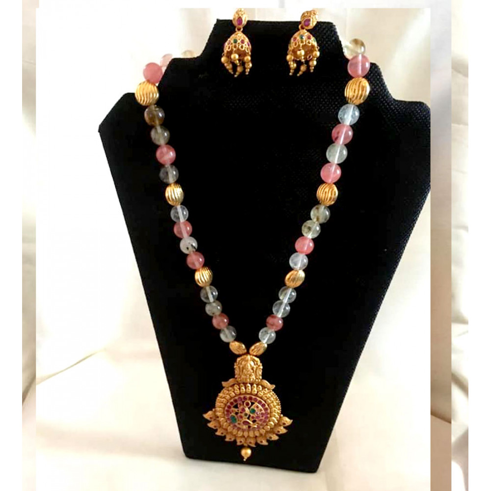 CBHJ19 Pastel Peach Beads with Gold Pendant