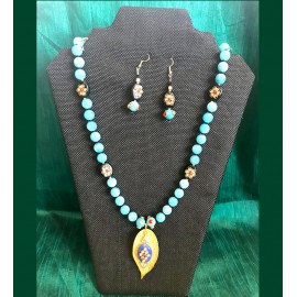 CBHJ2 Light blue beads gold leaf pendant